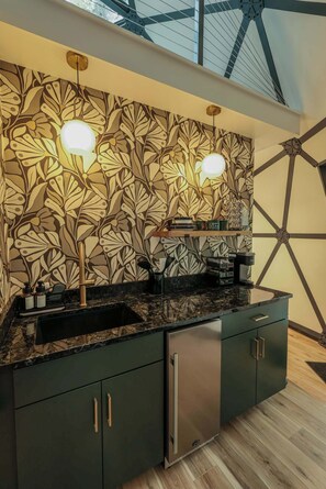 Microwave, coffee/tea maker, toaster, cookware/dishes/utensils