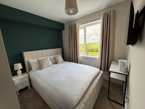 Phòng đôi tiện nghi đơn giản, quang cảnh vườn | Truy cập Internet không dây miễn phí 