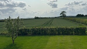 View from property - East Halton Hotel (East Halton)