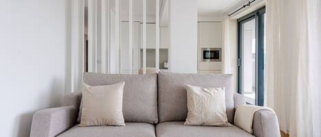 Fernseher, Stereoanlage