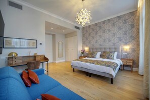 5 Schlafzimmer, Bügeleisen/Bügelbrett, kostenloses WLAN, Bettwäsche