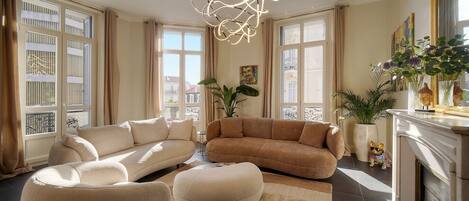 TV connectée, chaîne hi-fi