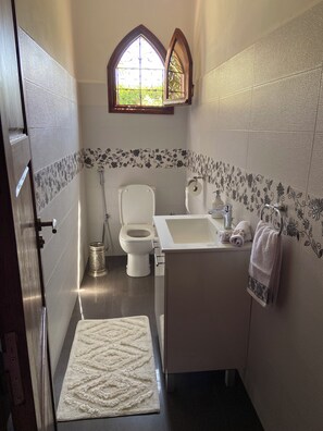 Dusche, Toilettenpapier