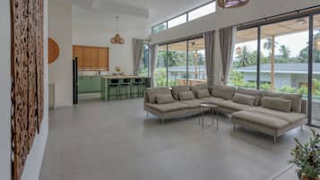 Apartment, Garden View | Living area