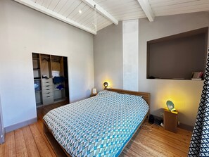 4 habitaciones y wifi gratis 