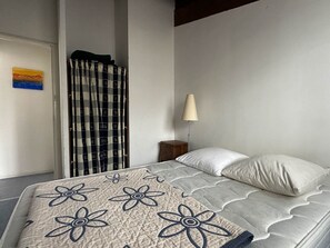 4 bedrooms