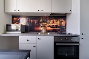 Microwave, oven, stovetop, dishwasher