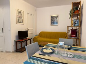 Interior - Charming 4-person apartment in city center, near beach (Banyuls-sur-Mer)