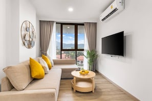 Family Apartment, 2 Bedrooms, Non Smoking, Balcony | Living area
