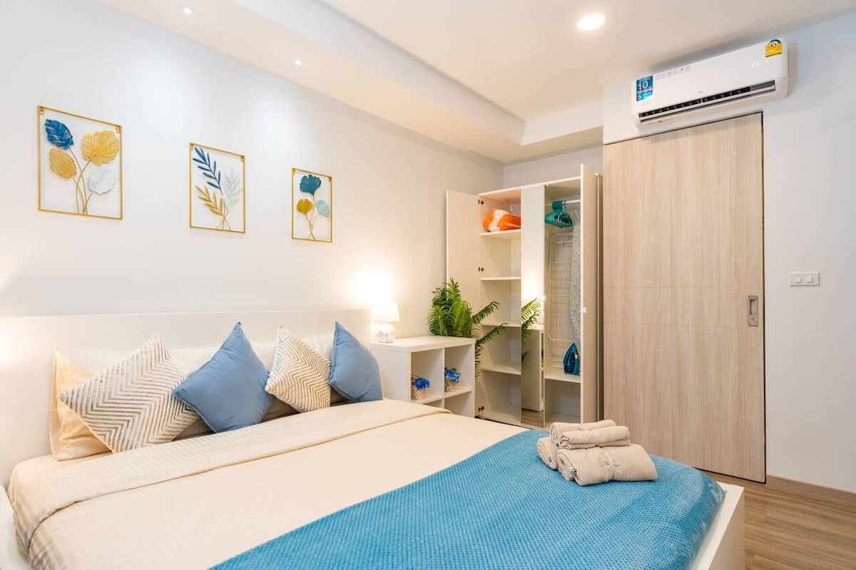 Standard Apartment, Non Smoking, Balcony | Desk, soundproofing, free cribs/infant beds, free WiFi