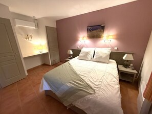 1 chambre, Wi-Fi gratuit, draps fournis