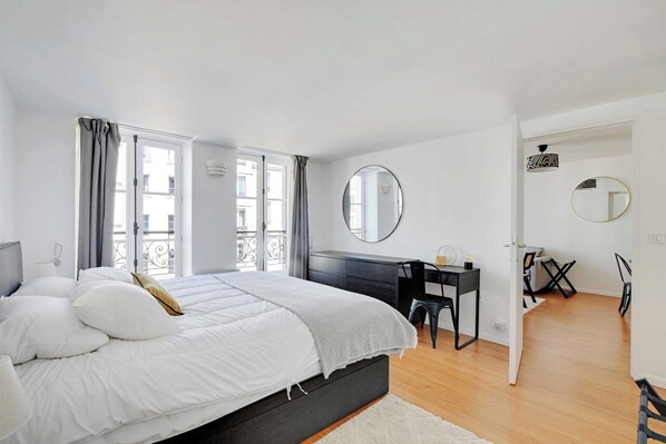 1 bedroom, desk, iron/ironing board, free WiFi