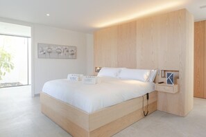 4 Schlafzimmer, Zimmersafe, Bügeleisen/Bügelbrett, kostenloses WLAN
