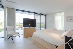 4 chambres, coffres-forts dans les chambres, fer et planche à repasser