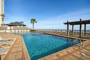 Indoor pool - Shoalwater 203 by Liquid Life (Orange Beach)