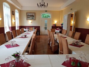 Banquet hall - Gutshof Kämmerich - Holiday apartment "Fuchsbau" (Altkalen)