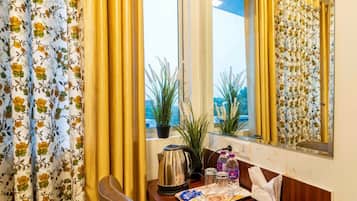 Premium bedding, pillow-top beds, in-room safe, desk