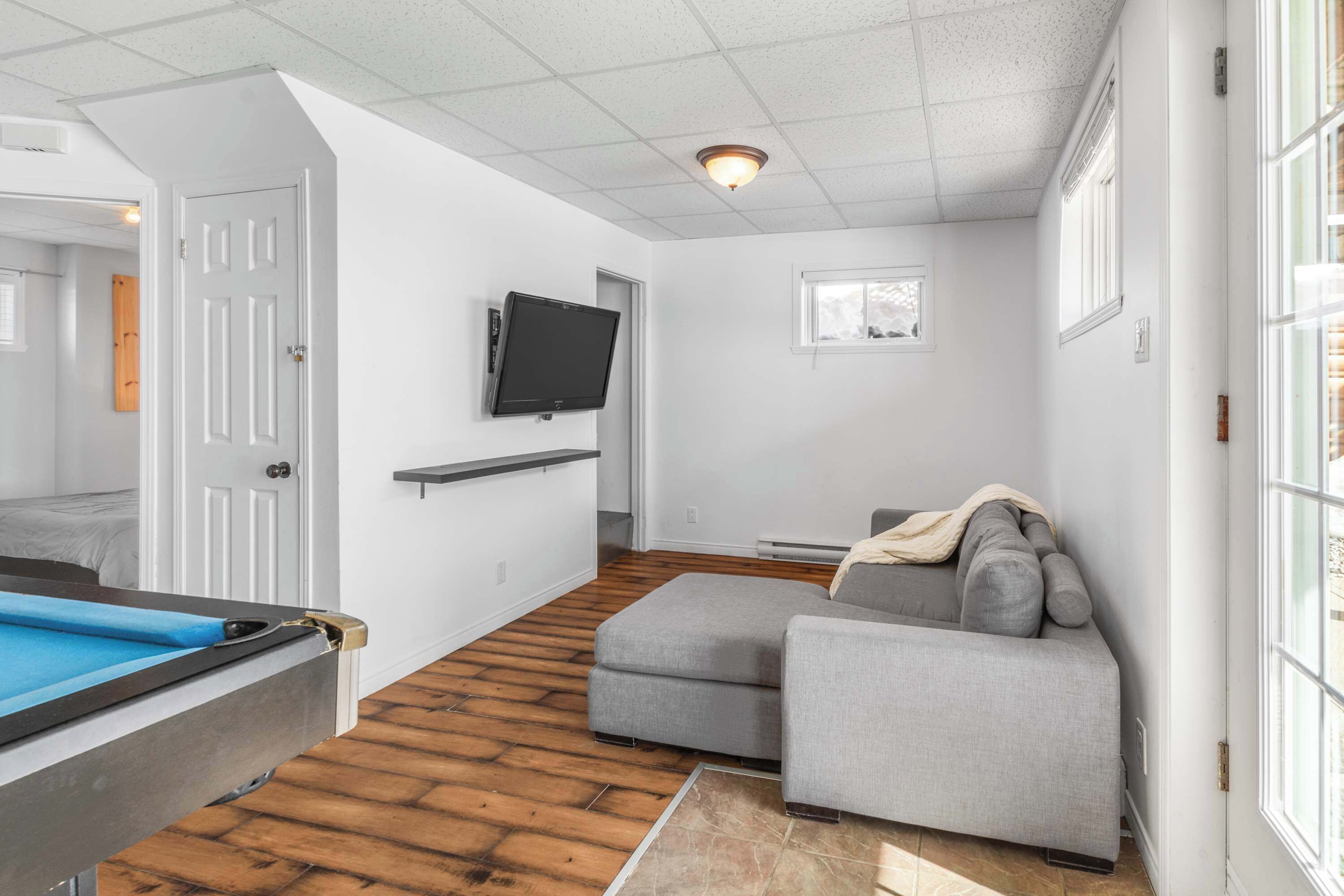 Spa,  Pool Table, Mountain View | Martine-54 - Quebec