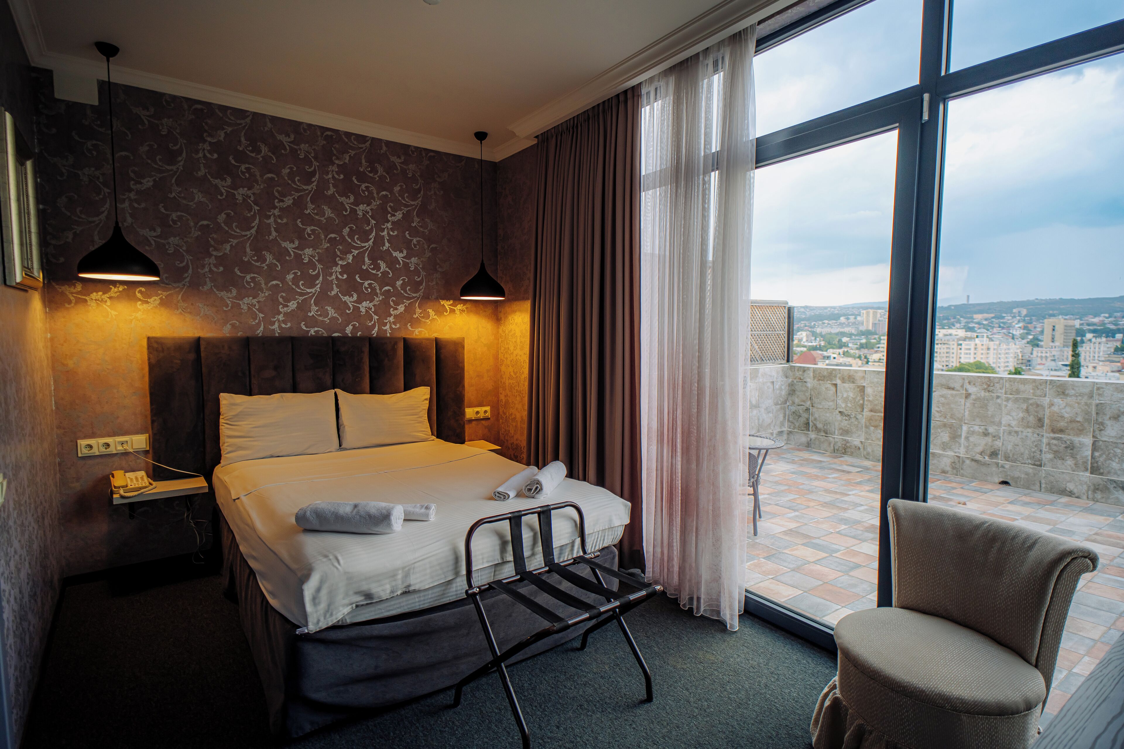 Luxury-Doppelzimmer | Zimmersafe, Verdunkelungsvorhänge, schallisolierte Zimmer