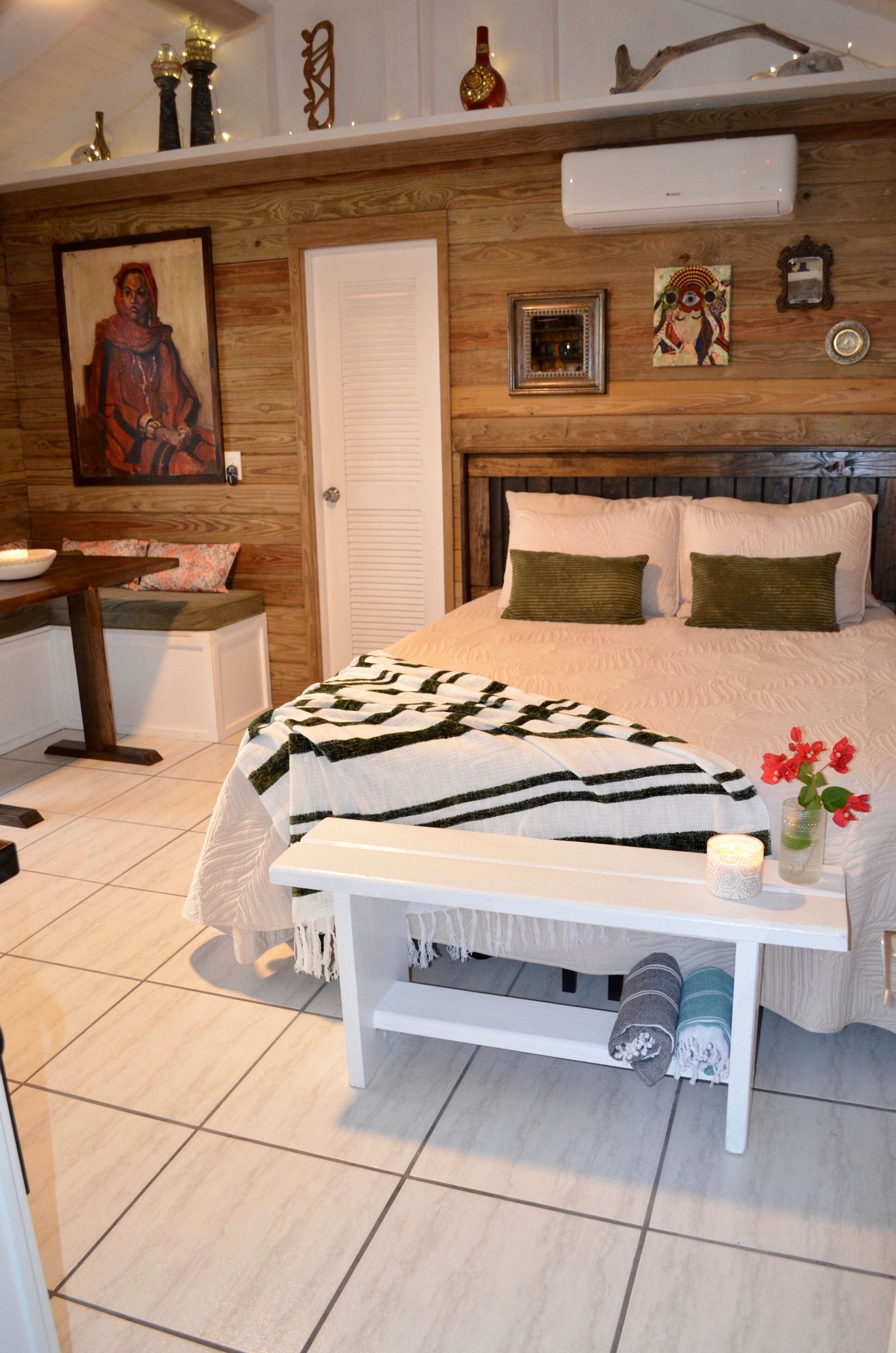 1 bedroom, free WiFi, bed sheets