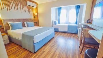 Premium-sengetøj, skrivebord, arbejdsområde til bærbare computere