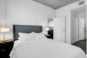 Classic-huoneisto, 2 makuuhuonetta, ilmastointi, näköala uima-altaalle | Silitysrauta/-lauta, ilmainen Wi-Fi