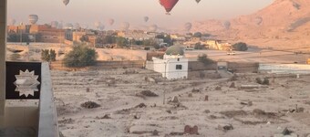 Close to all historic sites. Panoramic view Valley of Kings and hot air balloons