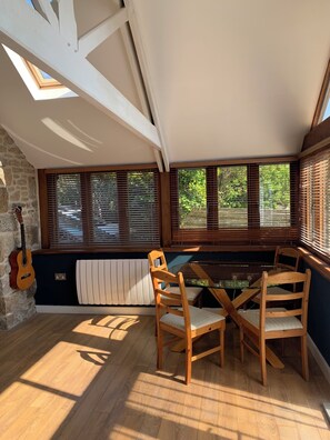 تناول الطعام