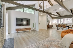 House (3 Bedrooms) | Interior - 3 Mi to Lake Arrowhead: Cabin w/ Furnished Deck! (Twin Peaks)