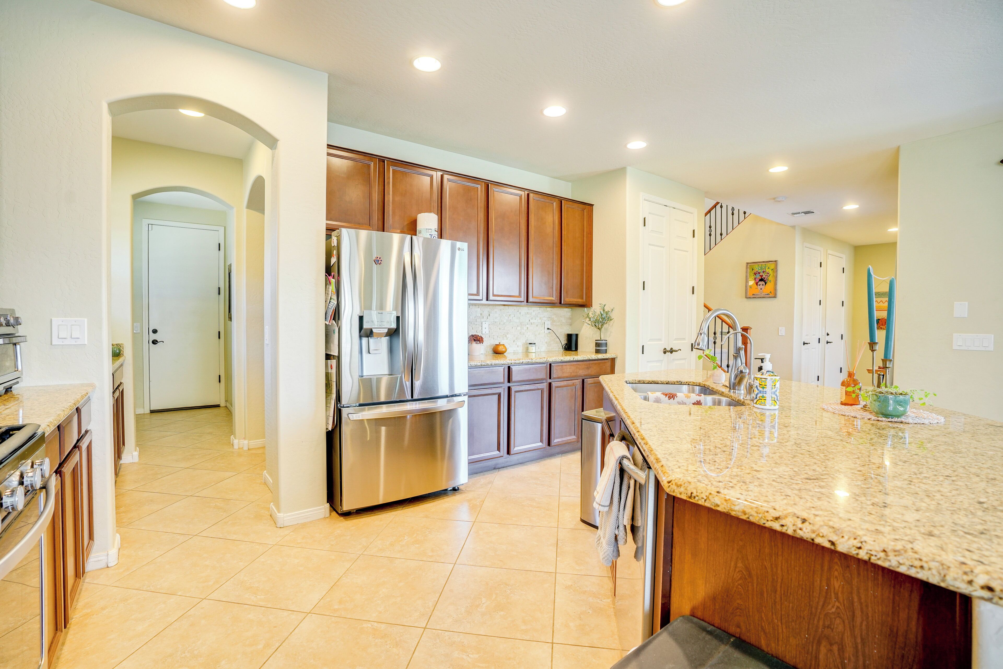 House (3 Bedrooms) | Interior