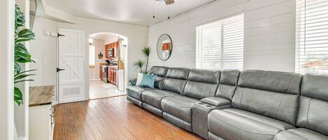 House (3 Bedrooms) | Front of property