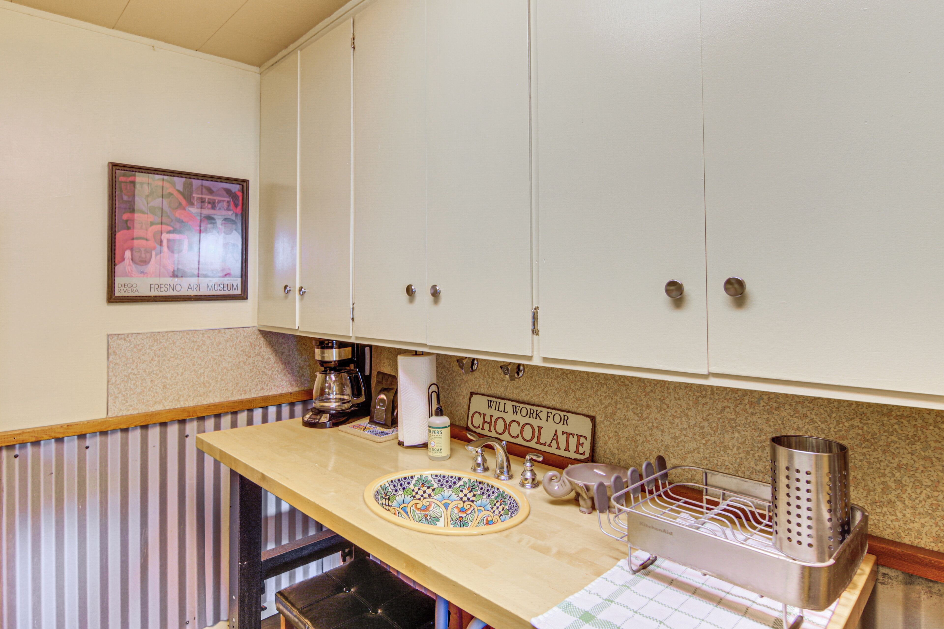 Apartment (0 Bedroom) | Interior