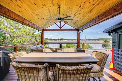 Lake View + Huge Deck: Cozy Possum Kingdom Retreat