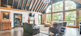 Upscale Getaway on Smith Lake w/ Boat Dock