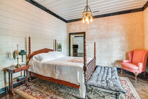 Interior - Upscale Getaway on Smith Lake w/ Boat Dock (Houston)