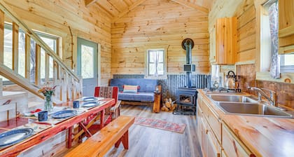 'fins & Flowers' Lewiston Cabin w/ Trout Fishing!