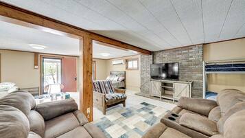 Apartment (0 Bedroom) | Interior