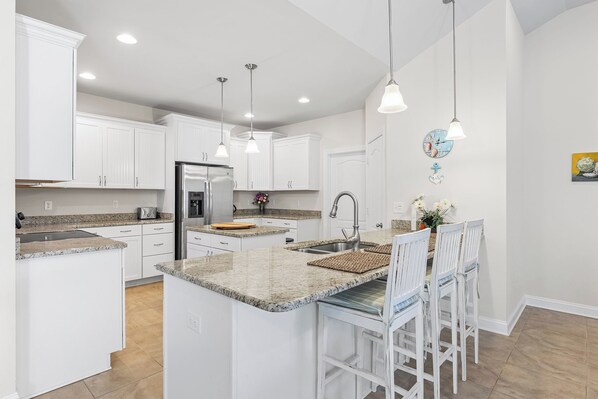 Microwave, dishwasher, coffee/tea maker