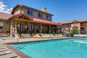 Pool - Moose Mgmt-Bear Hollow 3303: Pool-Hot Tub-Grill-AC-Parking (Park City)