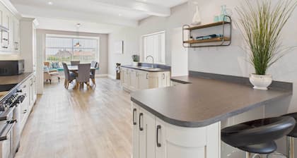 Host & Stay | Chirnells