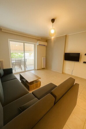 Televisio, työhuone