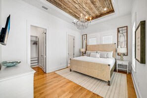 5 عدّة غرف نوم ومكواة/لوح كي وواي فاي مجانًا وملاءات أسرّة