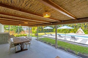 House, 4 Bedrooms | Outdoor dining