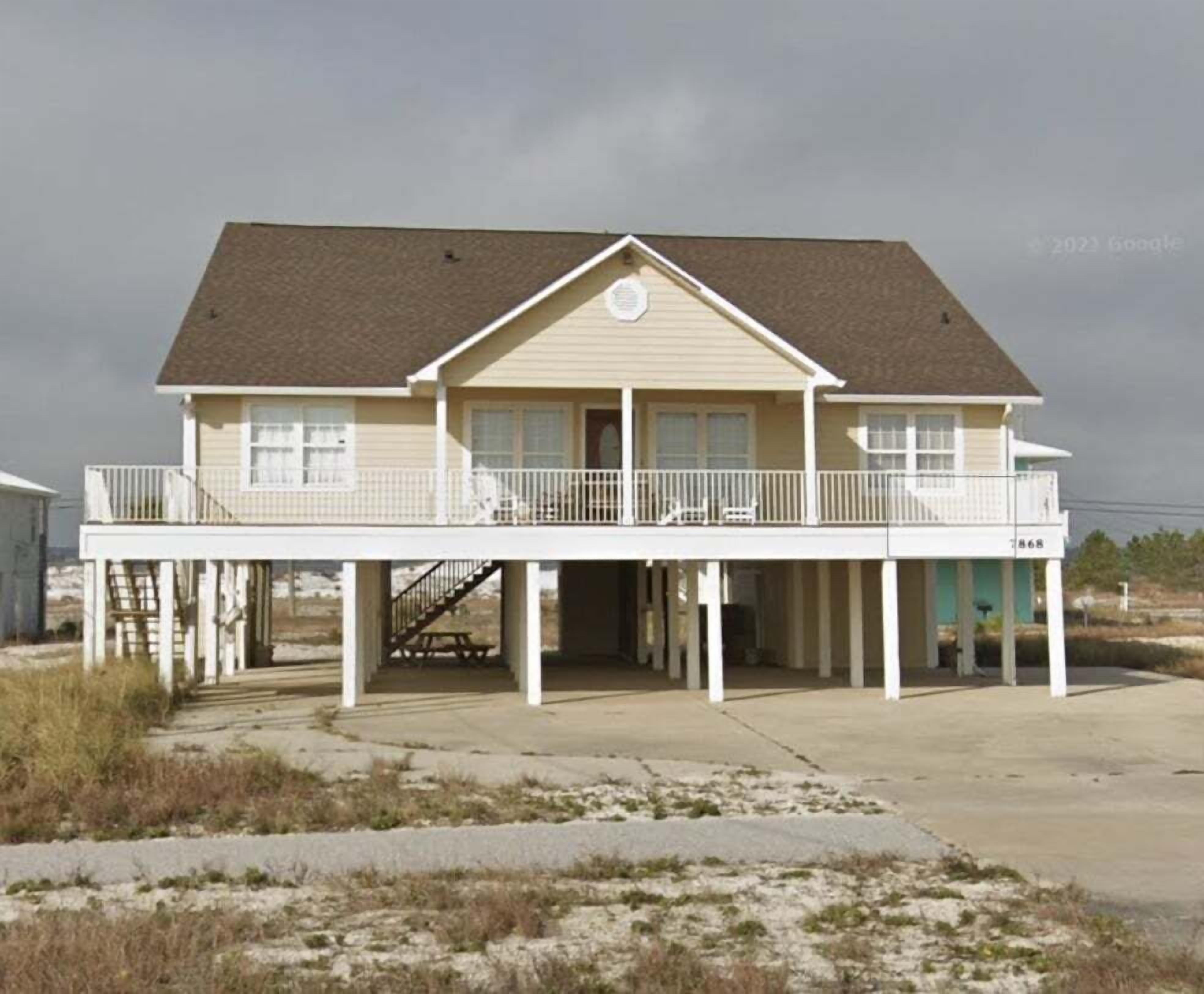 House, 6 Bedrooms | Exterior