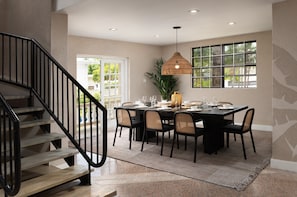 House, 3 Bedrooms | Dining