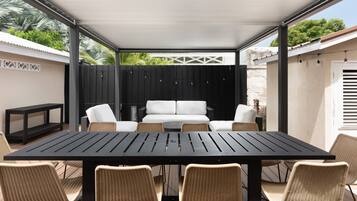 Rumah, 3 kamar tidur | Tempat makan outdoor