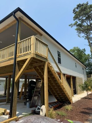 House | 4 bedrooms - Seaglass Scapes in Oak Island (Oak Island)