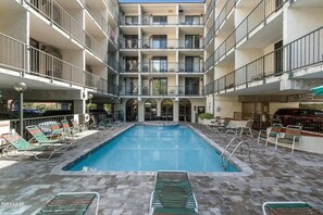 Piscine couverte, piscine chauffée