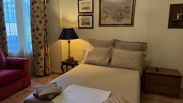 4 chambres, fer et planche Ă  repasser, Wi-Fi, draps fournis
