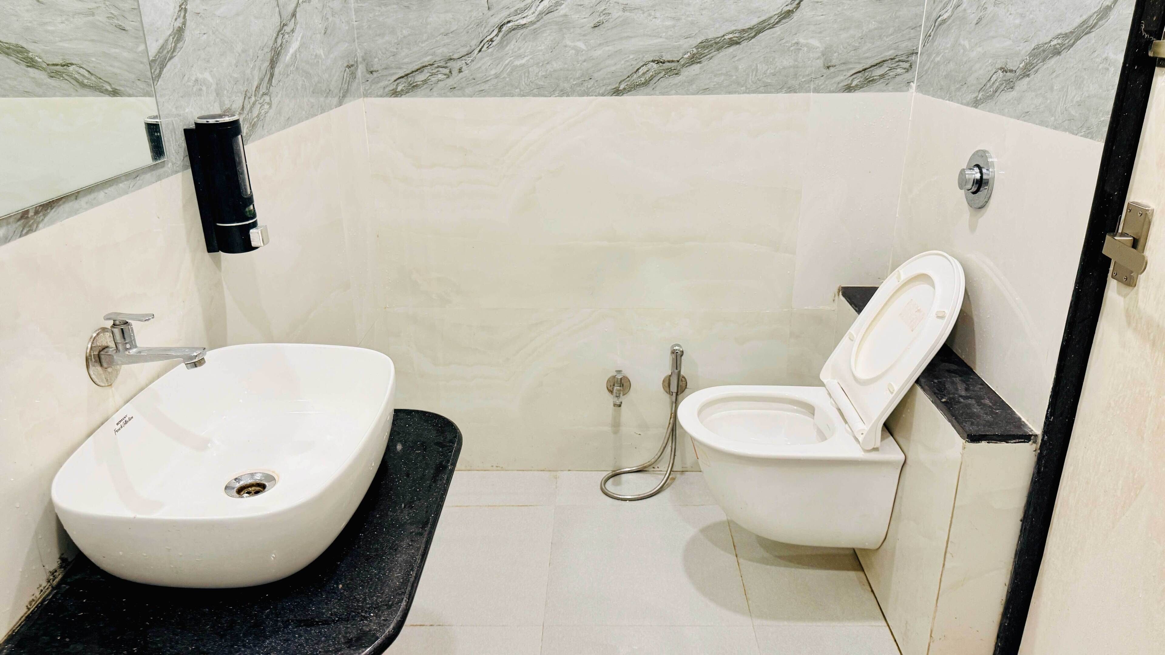 Family Quadruple Room | Bathroom